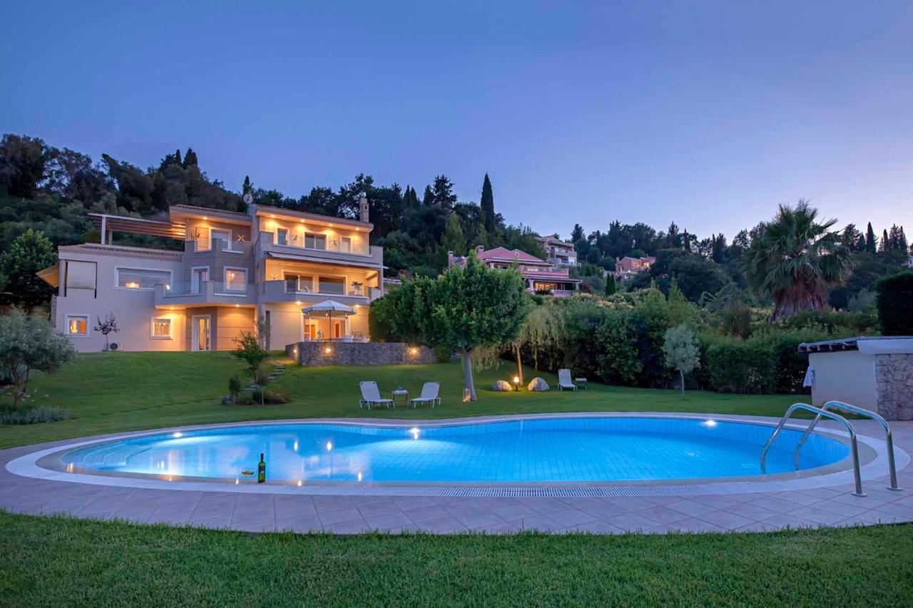 3 Bedroom Luxury Pool Appartment Gouvia Buitenkant foto